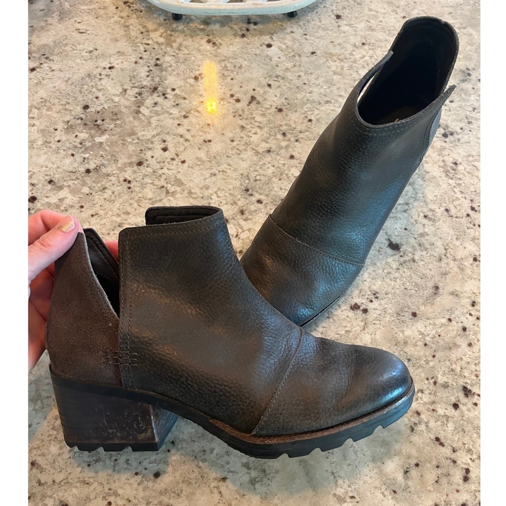Sorel Lolla Cut-Out Leather Ankle Boots Gray Brown NL3383-052 Womens 7.5